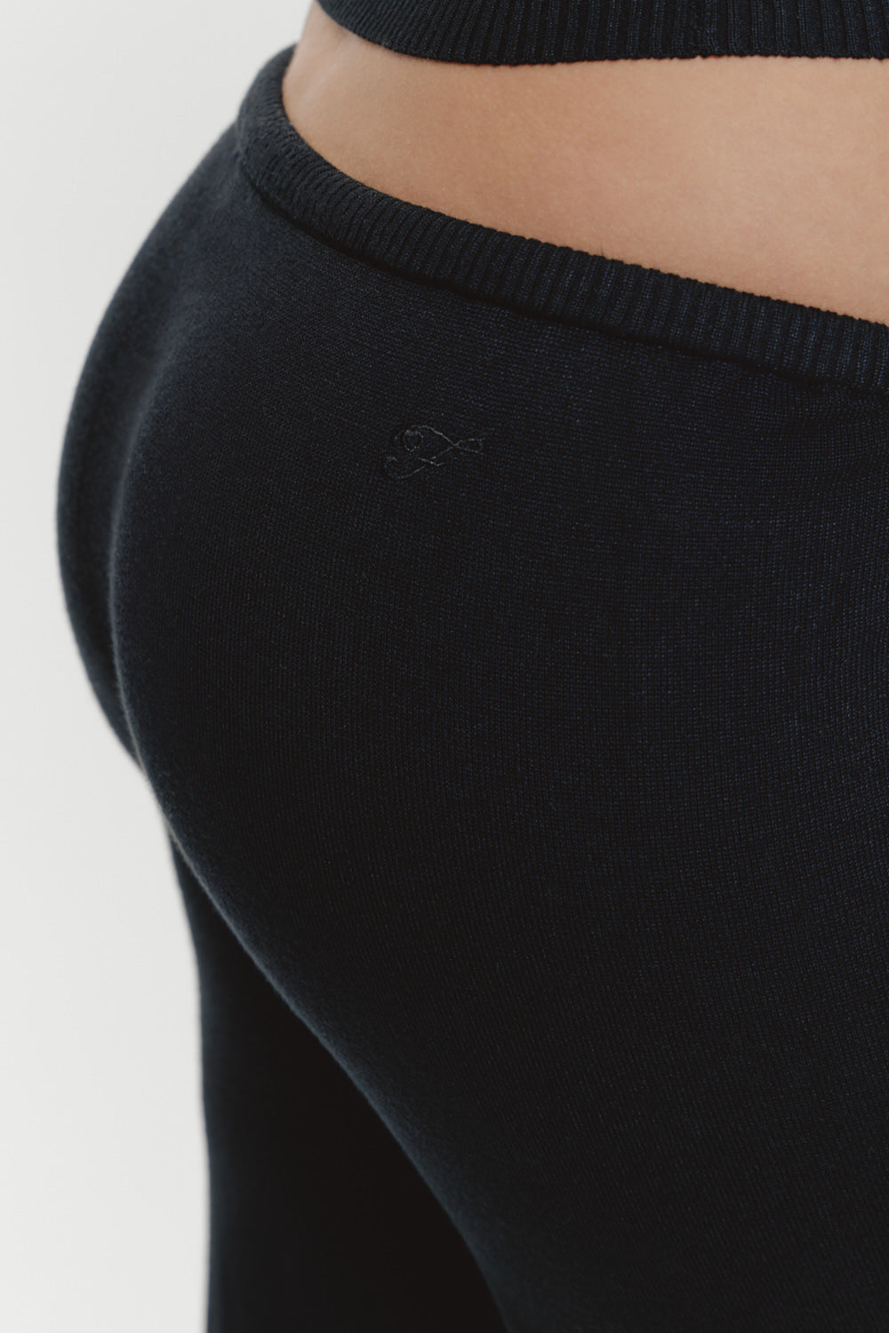 Mellow Knit Pants - Black | Frankies Bikinis