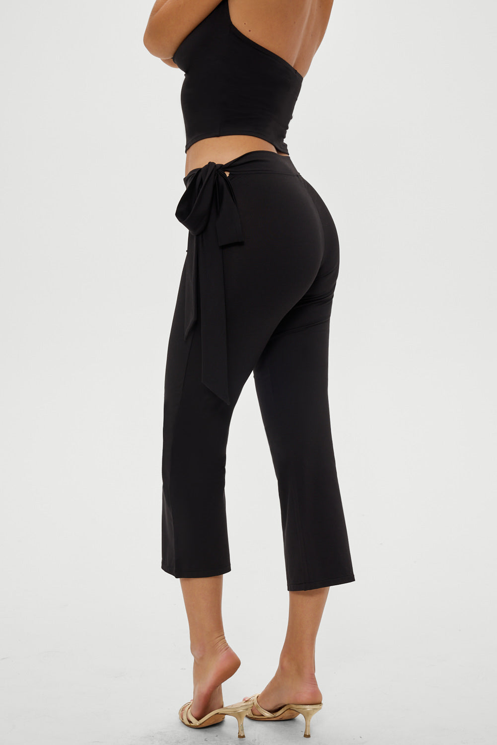 Jay Capri Pants - Black | Frankies Bikinis